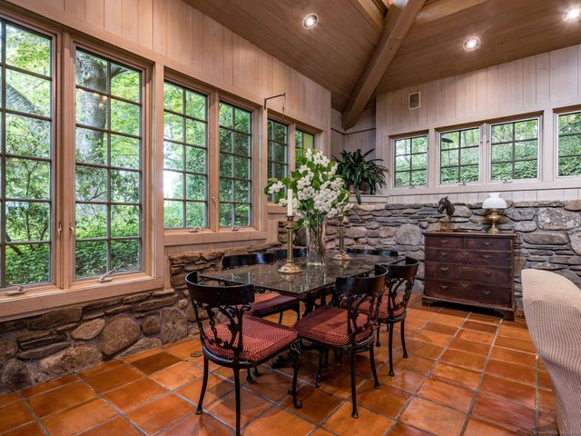 30 Meeting House Lane, Madison, CT 06443