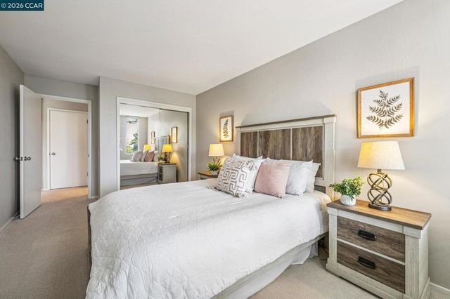 758 Kingston Ave 22, Oakland, CA 94611