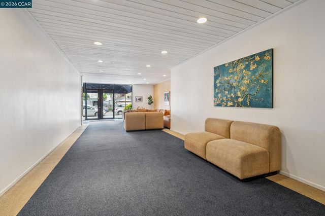 758 Kingston Ave 22, Oakland, CA 94611