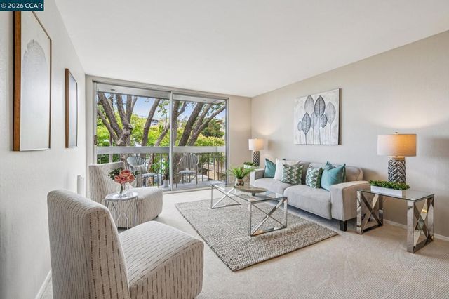 758 Kingston Ave 22, Oakland, CA 94611