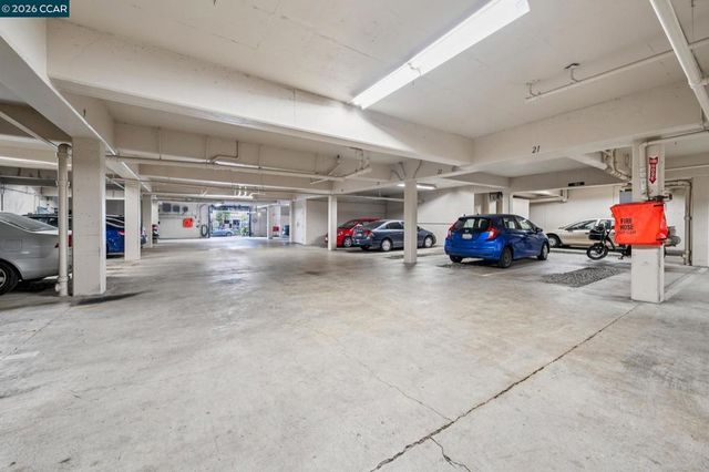 758 Kingston Ave 22, Oakland, CA 94611