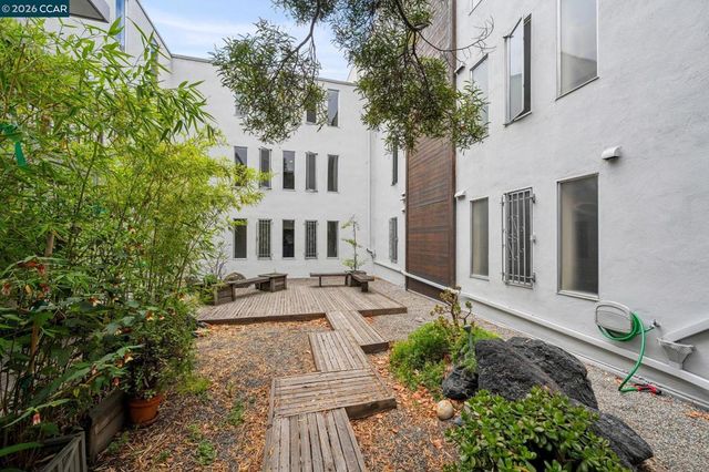 758 Kingston Ave 22, Oakland, CA 94611