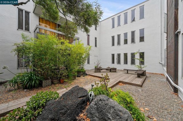 758 Kingston Ave 22, Oakland, CA 94611