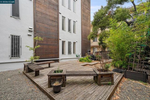 758 Kingston Ave 22, Oakland, CA 94611
