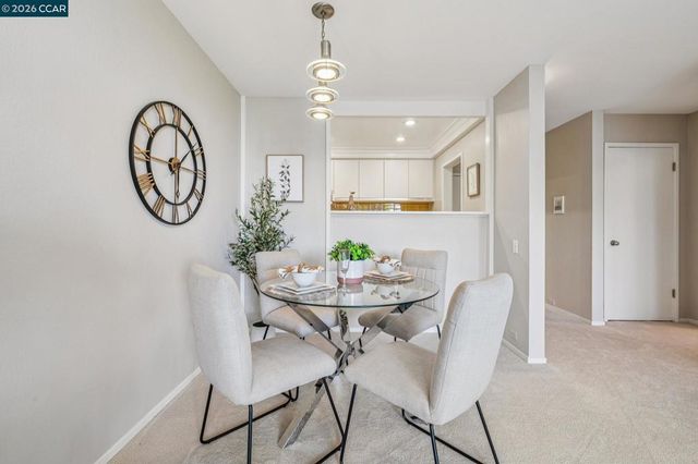 758 Kingston Ave 22, Oakland, CA 94611