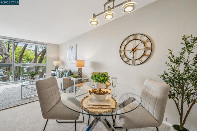 758 Kingston Ave 22, Oakland, CA 94611
