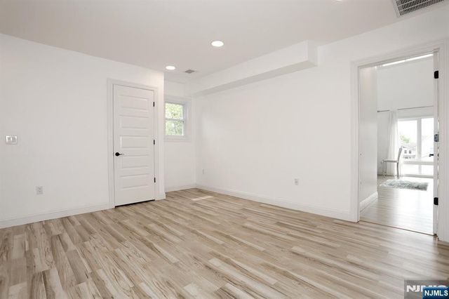 169 Woodward Avenue, Rutherford, NJ 07070