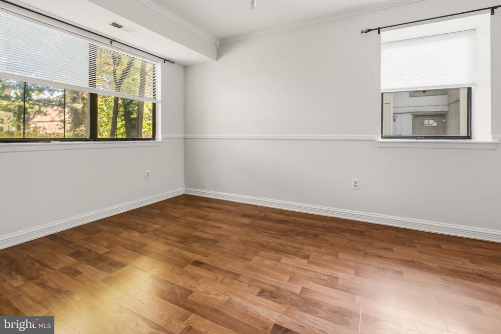 4 GOSHAWK CT, VOORHEES, NJ 08043 — photo 5