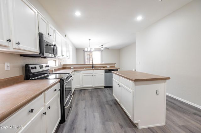 4301 E OXFORD Lane, Gilbert, AZ 85295