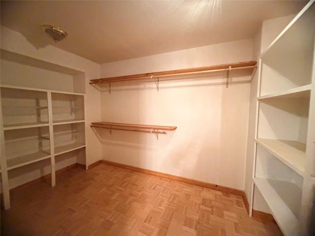 2567 Avenue D, Dickinson, TX 77539