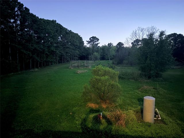 2567 Avenue D, Dickinson, TX 77539