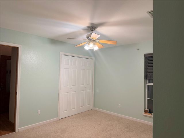 2567 Avenue D, Dickinson, TX 77539