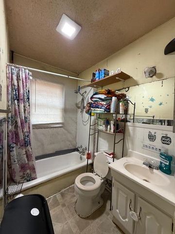 711 30th Street, Lubbock, TX 79404