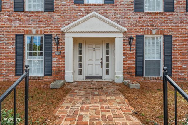 8621 E Wilderness Way, Shreveport, LA 71106