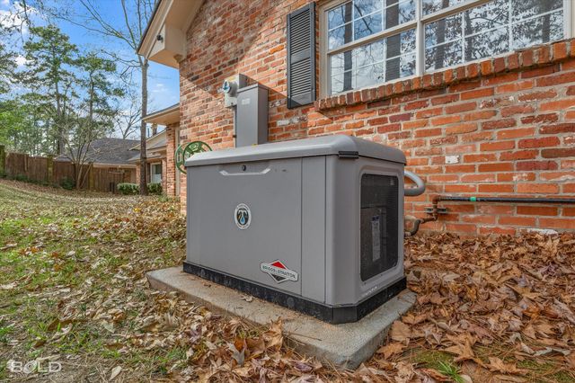 8621 E Wilderness Way, Shreveport, LA 71106