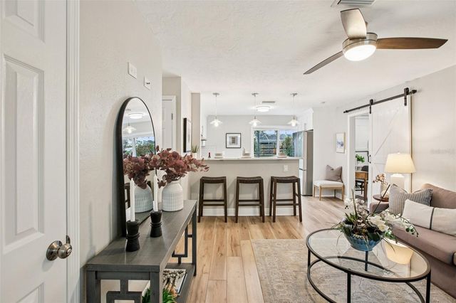 151 SE MONROE CIRCLE N, St Petersburg, FL 33703