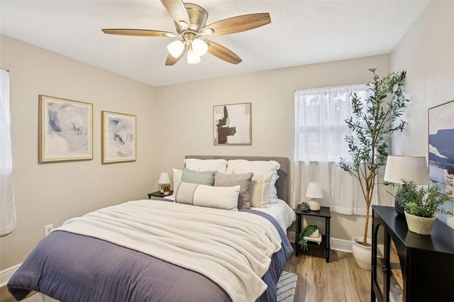 151 SE MONROE CIRCLE N, St Petersburg, FL 33703