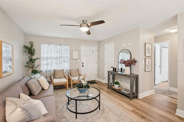 151 SE MONROE CIRCLE N, St Petersburg, FL 33703