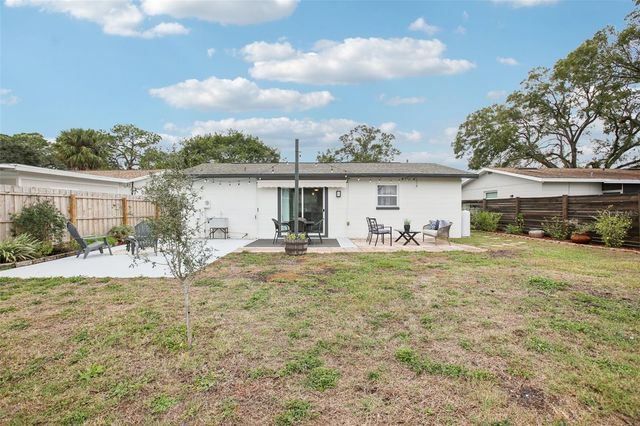 151 SE MONROE CIRCLE N, St Petersburg, FL 33703