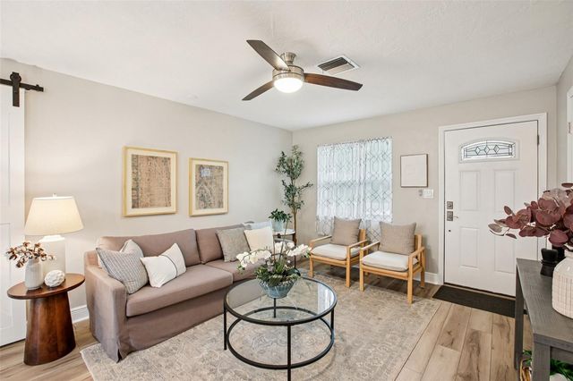 151 SE MONROE CIRCLE N, St Petersburg, FL 33703