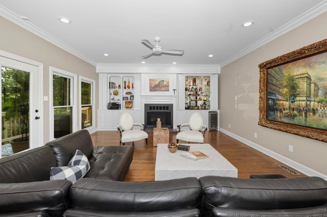801 Pleasant Valley Dr Unit 19, Little Rock, AR 72227