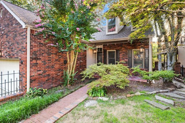801 Pleasant Valley Dr Unit 19, Little Rock, AR 72227