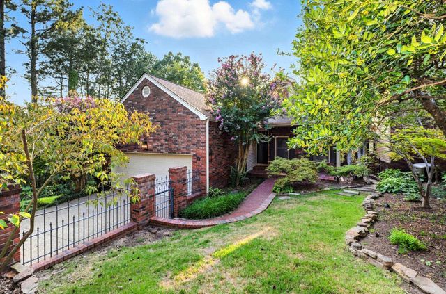 801 Pleasant Valley Dr Unit 19, Little Rock, AR 72227