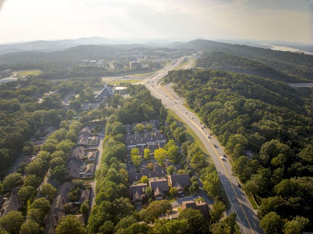 801 Pleasant Valley Dr Unit 19, Little Rock, AR 72227