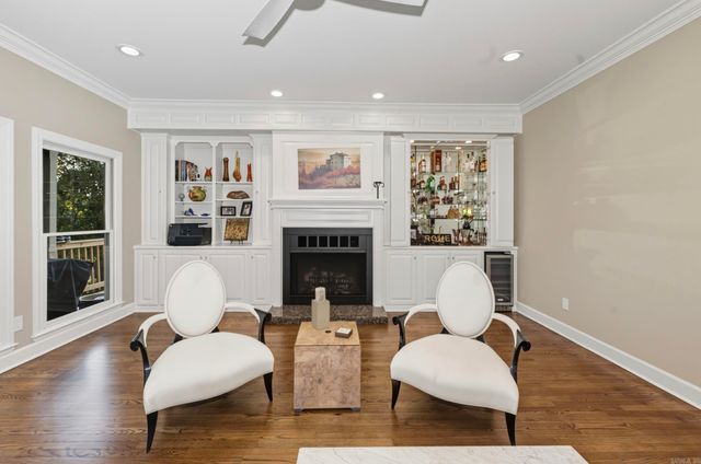 801 Pleasant Valley Dr Unit 19, Little Rock, AR 72227