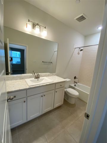 1919 Diyaa Court, Farmers Branch, TX 75234