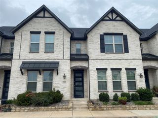 1919 Diyaa Court, Farmers Branch, TX 75234
