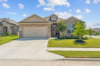 400 Prairie Clover Trail, Fort Worth, TX 76131