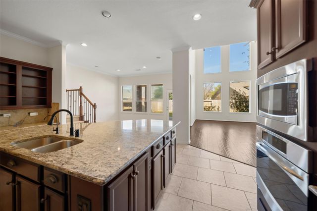 7003 Dunbarton Drive, Sugar Land, TX 77479