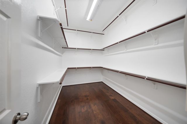 7003 Dunbarton Drive, Sugar Land, TX 77479