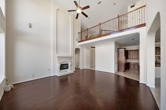 7003 Dunbarton Drive, Sugar Land, TX 77479