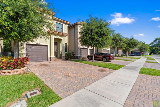 5809 NW 46th Lane, Tamarac, FL 33319