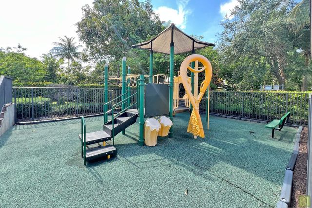 5809 NW 46th Lane, Tamarac, FL 33319