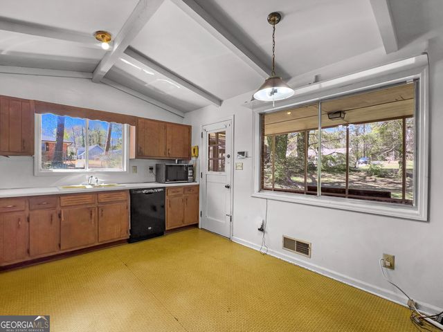 1125 E Atlanta Road, Stockbridge, GA 30281