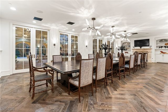 30 Augusta Canyon Way, Las Vegas, NV 89141