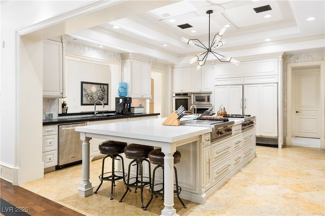 30 Augusta Canyon Way, Las Vegas, NV 89141