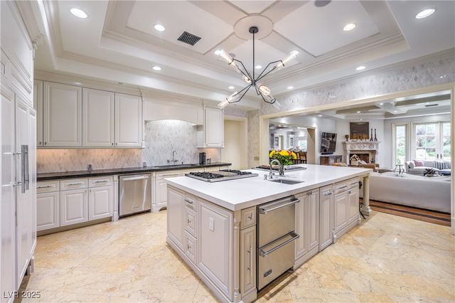 30 Augusta Canyon Way, Las Vegas, NV 89141