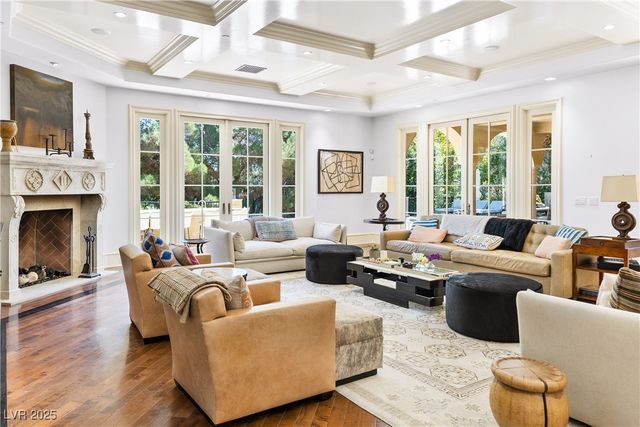 30 Augusta Canyon Way, Las Vegas, NV 89141