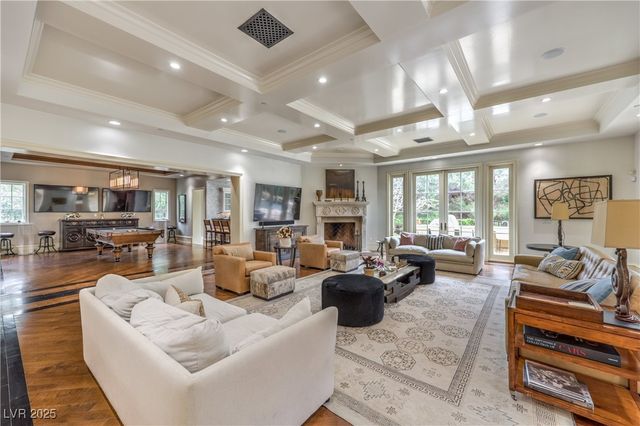 30 Augusta Canyon Way, Las Vegas, NV 89141