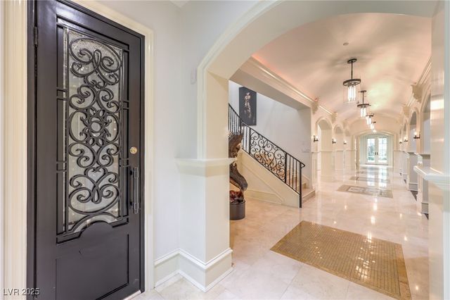 30 Augusta Canyon Way, Las Vegas, NV 89141