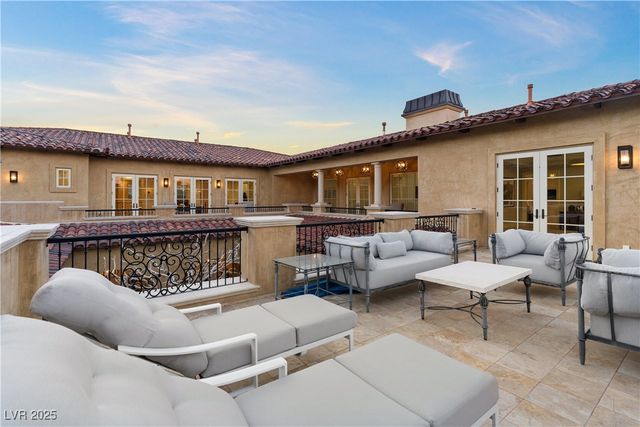 30 Augusta Canyon Way, Las Vegas, NV 89141