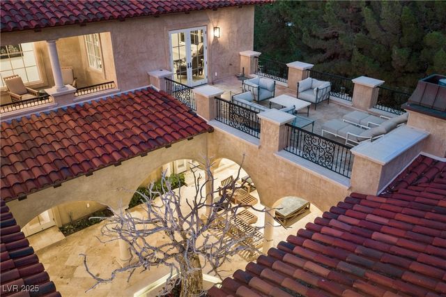 30 Augusta Canyon Way, Las Vegas, NV 89141