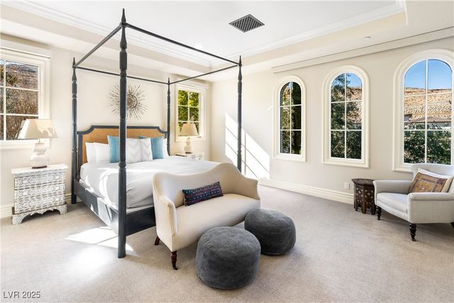 30 Augusta Canyon Way, Las Vegas, NV 89141