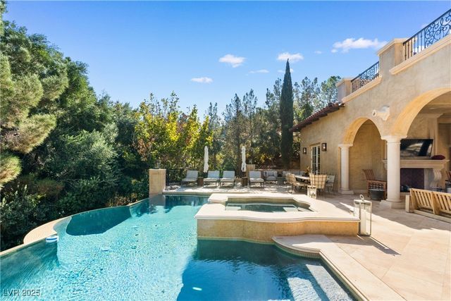 30 Augusta Canyon Way, Las Vegas, NV 89141