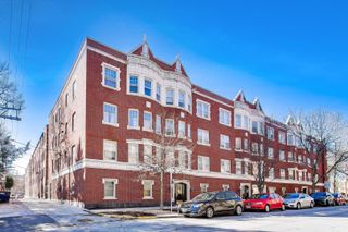 727 Erie Street 3E, Oak Park, IL 60302