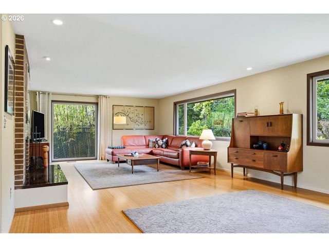 5008 EUREKA Way, Vancouver, WA 98661